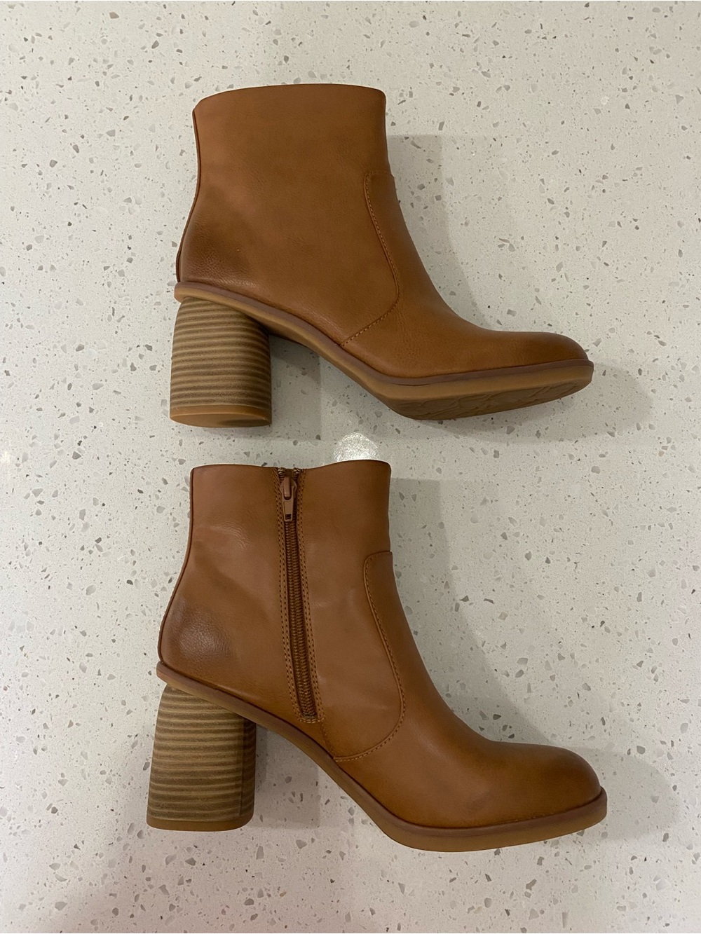 NWOT Korks Destiny Ankle Booties - Picture 5 of 7